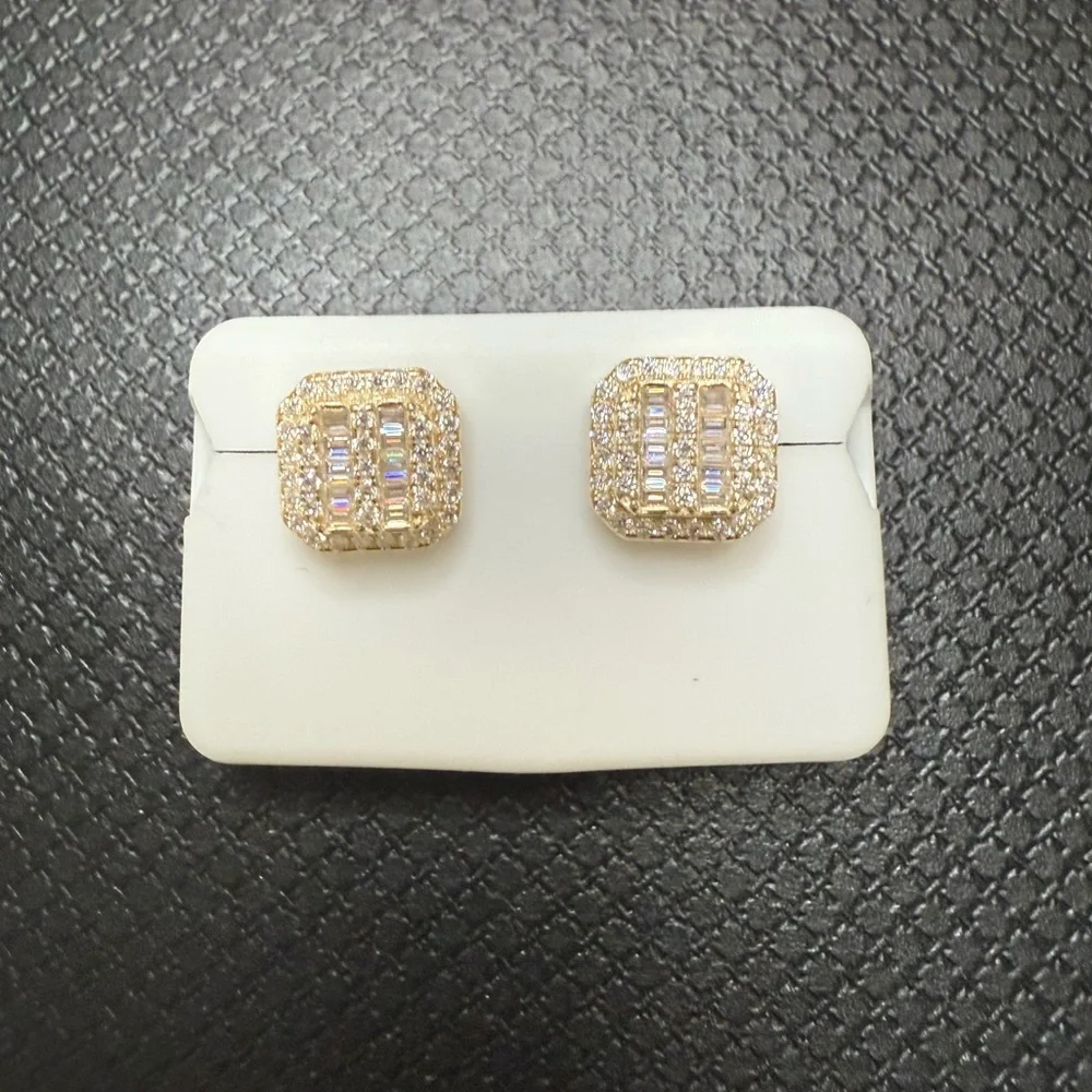 1.25 CTW Moissanite Earrings